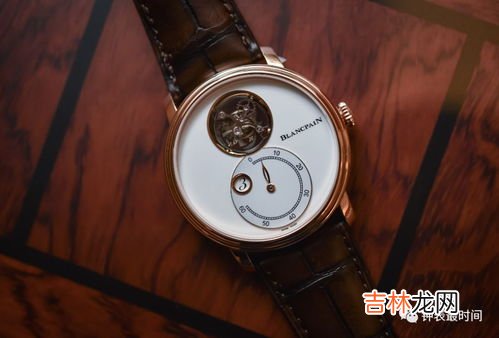 机械表动力来源什么,电子表的动力室电池中的电能，那么从广义来说，机械表的动力最终来源于