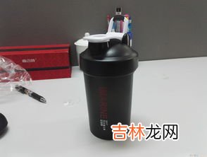 康迪克水杯盖拆卸教程,宝宝水杯盖怎么拆开