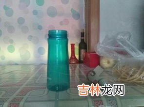 茶水去塑料味,新买的塑料杯子有一股很强的塑料味，该怎么办？