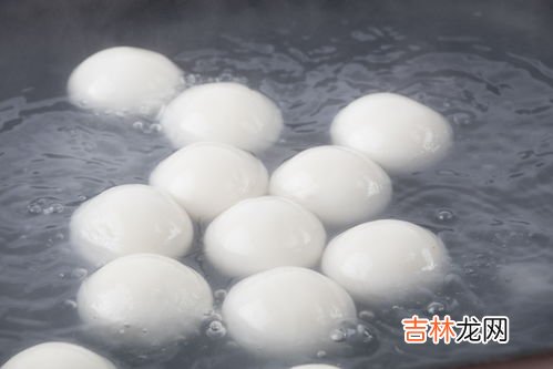 为什么汤圆久煮都是硬的,为什么冻太久的汤圆煮不软?