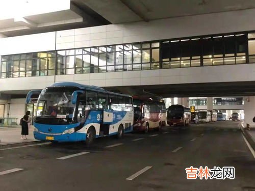 郑州火车站到郑州机场大巴营业时间,从郑州火车站到机场有直达大巴吗?如果有最早的一班是几点,在哪上车?