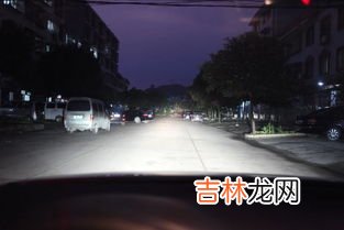 高速上可以开远光灯吗,高速上可以开远光灯吗