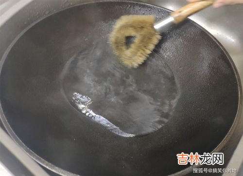 铁锅如何开锅,铁锅怎样开锅?