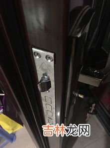 门锁钥匙拔不出来,门锁钥匙拔不出来的小技巧