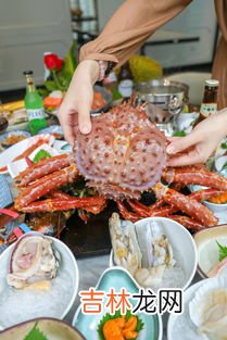 帝王蟹哪里不能吃,帝王蟹盖子里那层黄的可以吃吗