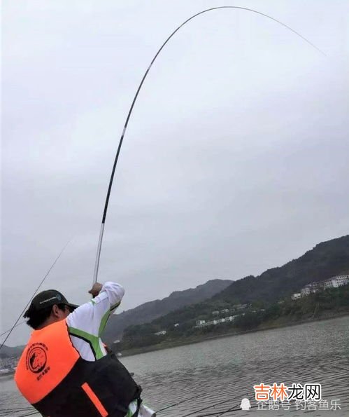 蚯蚓饵料怎么挂钩,蚯蚓钓鱼怎样挂钩