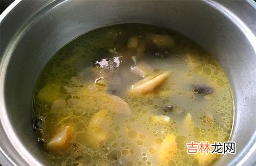 鸡汤炖了4小时还能喝吗,过夜鸡汤还能喝吗