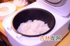 红米煮饭需要提前泡吗,红米粥怎么煮才能粘稠？需要提前泡吗？