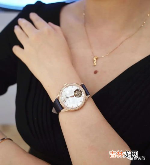 女表22mm表盘佩戴效果,女性戴25毫米小不小 戴34毫米的手表大不大