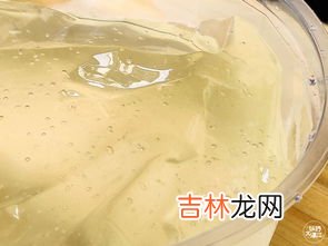 冰粉籽怎么搓,自制手搓冰粉的方法和步骤 家常手工制作冰粉的教程分享