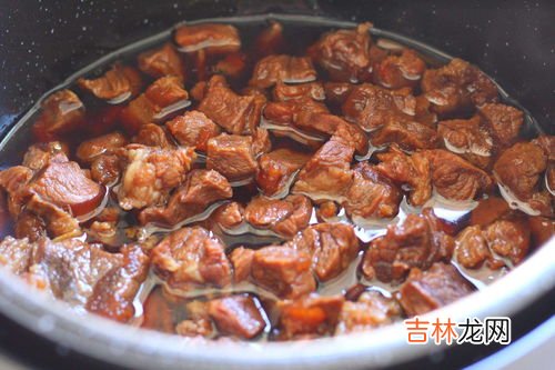 煮牛肉放什么调料,炖牛肉用什么配料？