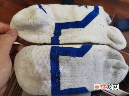 袜子起球什么原因,羊毛袜子起球是什么原因?