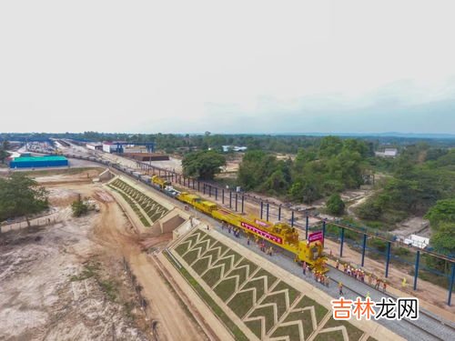 中老铁路是单线还是复线,中老铁路全长多少公里？