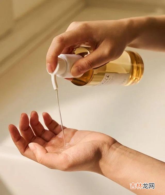 曾黎 47岁的曾黎直播卸妆,状态让20岁的女孩都羡慕了