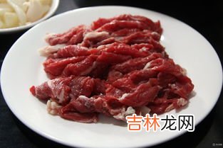 牛肉丝是顺切还是横切,切牛肉是顺着肉丝切,还是横着肉丝切?