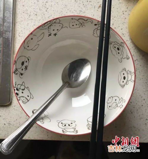 碗筷怎么用酒精消毒,酒精可以给餐具消毒吗