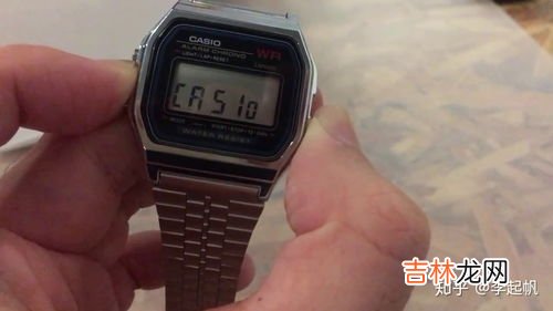 什么是电子表？什么是机械表,机械表跟电子表有什么区别？它们的特点都是什么？