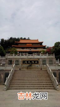 普陀寺和普陀山是一个地方吗,普陀寺在哪里