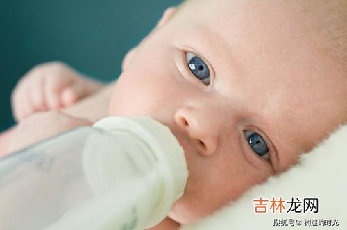 吃偏奶多久能调整过来,宝宝吃母乳的时候比较喜欢吃单侧的乳房,该如何调整?