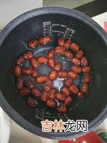 银耳莲子红枣汤可以隔夜喝吗,银耳莲子红枣汤可以隔夜喝吗,红枣银耳莲子羹隔夜能喝吗