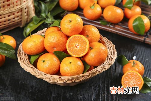 柿饼可以和橘子一起吃吗,吃完柿子后能吃橘子吗?