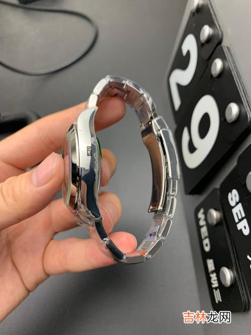 劳力士手表玻璃摔碎了怎么办,不小心把朋友的劳力士摔碎的表蒙，该怎么办？