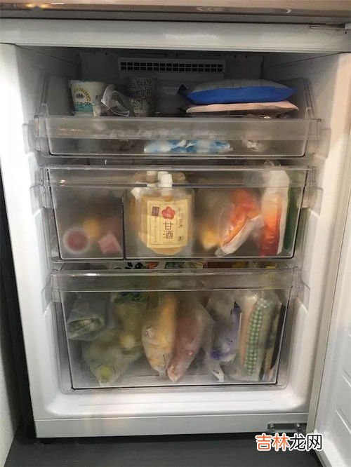 新鲜牛奶在冰箱可以放几天,鲜牛奶放冰箱里能保存几天 鲜牛奶放冰箱里能保存多久