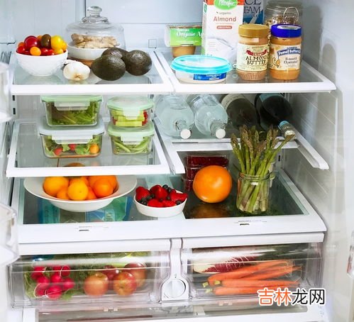 冰箱发霉严重还能用吗,冰箱发霉,里面都是黑色点点，请问怎么去除,还能用吗