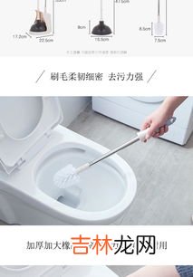 马桶堵了没有皮搋子怎么办,老式蹲便器被苹果块堵住了,倒大桶水漏水慢,怎么办?家里没皮搋子,
