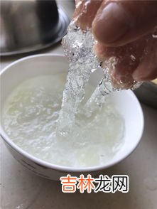 雪燕是什么做的,假雪燕是什么东西做的