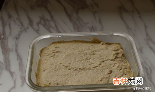 午餐肉冰箱放两周还能吃 午餐肉开封后放冰箱冷藏保存几天,打开的午餐肉在冰箱里能放几天