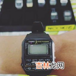 手指上戴的类似电子表,各位,那种戴在手上,像电子表一样的好像是运动减肥时干什么的那个是什么