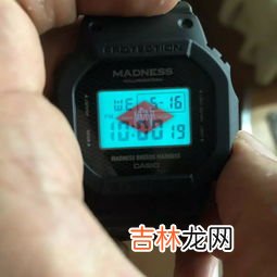 手指上戴的类似电子表,各位,那种戴在手上,像电子表一样的好像是运动减肥时干什么的那个是什么