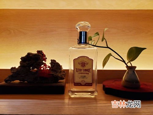 世界三大蒸馏酒是哪三大蒸馏酒,世界三大蒸馏酒是哪三大蒸馏酒关于蒸馏酒的介绍