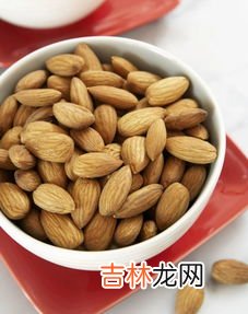 杏仁一天吃多少粒合适,吃杏仁有什么好处?一天吃多少为益?