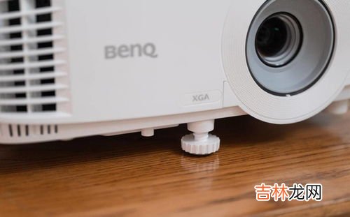 投影仪伤眼睛吗,投影仪对眼睛有害吗 使用投影仪会不会伤眼睛