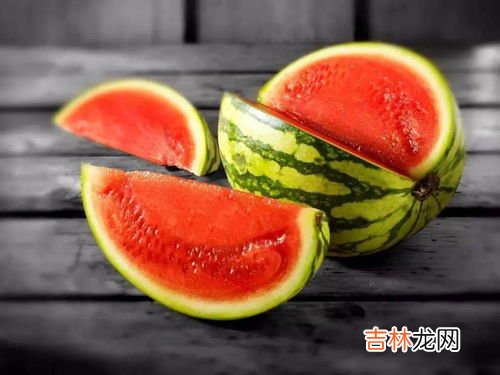 西瓜和黄瓜能一起吃吗,黄瓜汁和西瓜汁可以打成一起喝吗?