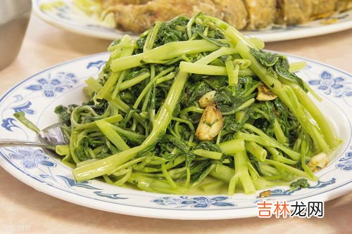 炒空心菜不发黑的窍门是什么,空心菜怎么炒不会变黑