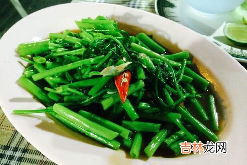 炒空心菜不发黑的窍门是什么,空心菜怎么炒不会变黑