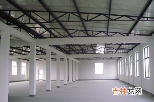 屋架塌落的方向是不是火灾蔓延的方向,发生火灾时不可以通过消火栓辨别方向逃生