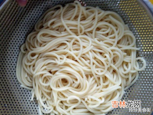 肉末要怎么炒才不会成坨 肉末下锅怎样才不起坨,肉末怎么下锅不成坨