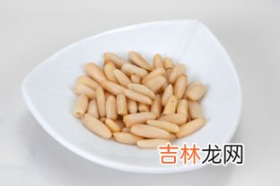 30克松子大约多少粒,250g松子有多少颗