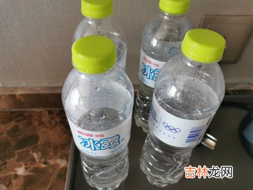 两天到三天 没喝完的水一般可以放多久,反复烧开得水搁置多久,就不能喝了?