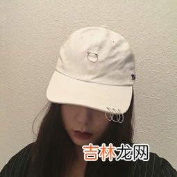 给未婚女性扣帽子真的对吗,男友总是认为自己没错，给你扣帽子最后还说都是小事？