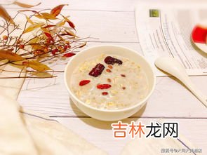 牛奶枸杞可以一起吃吗,牛奶能和枸杞一起煮着吃吗