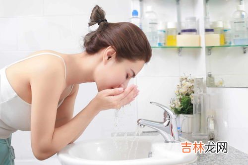 用自来水洗脸感染食脑虫死亡,美国现可怕的“食脑虫”，如何才能避免被感染？