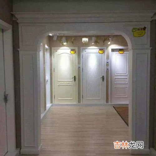 木门有臭味是什么原因,有什么清除木门异味的好办法吗？