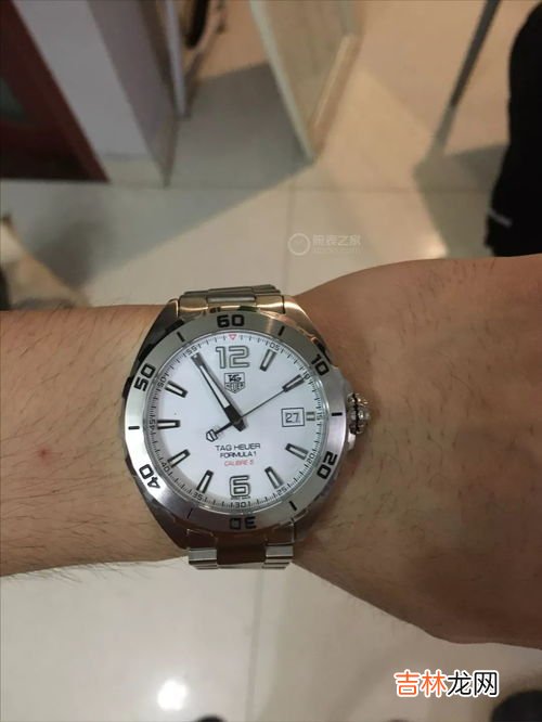 泰格豪雅女士手表:不同系列的选择,除了劳力士和卡地亚,预算一万左右的女表有什么值得推荐的吗?