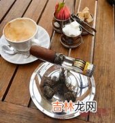 雪茄对身体危害大吗,抽雪茄比抽普通香烟的危害小吗？