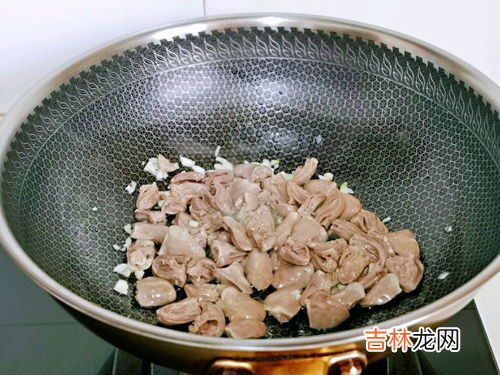 芹菜和鸭肉能一起吃吗,小炒鲜鸭片——促进食欲清肺解热